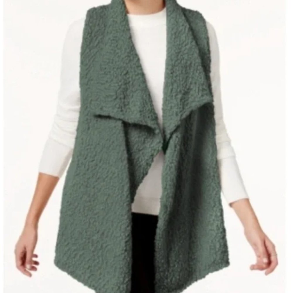 NWT - Kensie: Bobble Fur Vest